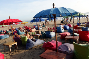 D'Joglo Beach Cafe