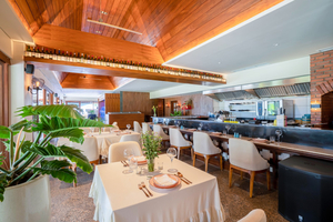 El Jardin Steakhouse by Andrea Peresthu