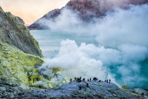 Au départ de Bali : 24 heures aux flammes bleues du Kawah Ijen, dîner et chambre