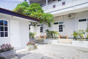 Fun Living Guest House