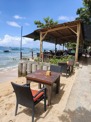 La Playa Cafe