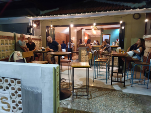 Lolas Craft Beer SANUR