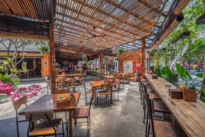 Naughty Nuri's Warung Seminyak