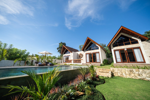Nayandra Uluwatu