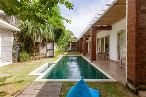 Nyang-Nyang Retreat