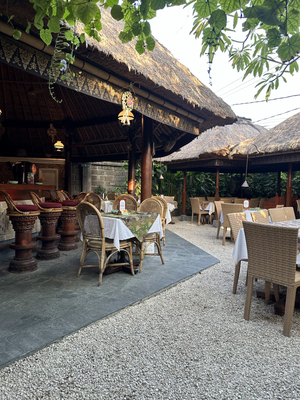 Poppies Restaurant