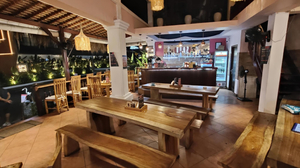 Salt Kitchen & Lounge