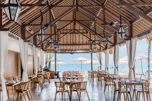 Sea Sky Beach Club Lembongan