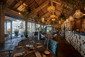 Standing Stones Beach Restaurant - Adults Only