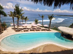 Suku Beach Club