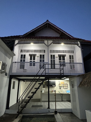 White Sandat Guest House