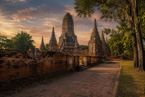 tour en autobús por los templos de Ayutthaya y el Palacio Real