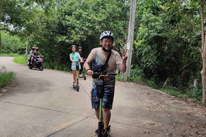 Bangkok: Bang Kachao E-Scooter Jungle Tour