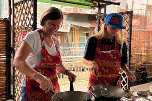 Bangkok: Favourite Thai Flavors Cooking Class by Smart Cook