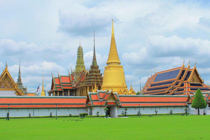 Bangkok: Grand Palace & Wat Pho Half-Day Private Tour
