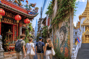 Bangkok Hidden Gems Street Art & Golden Buddha Walking Tour