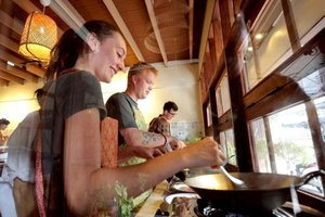 Bangkok: Thai Cooking Class With 4 Dishes & Thai Drink