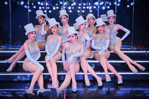 Calypso Cabaret at Asiatique Live Ladyboy Show& Front Seats