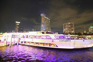 cruzeiro noturno com jantar e música ao vivo no Chao Phraya