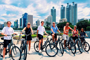 Explore Local Culture in the City by Bike
