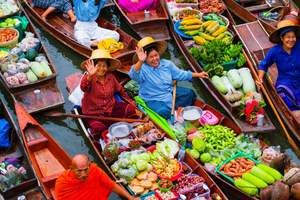 Floating & Railway Markets & Grand Palace Tour