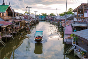 From Bangkok - Amphawa Floating Market & Maeklong Tour
