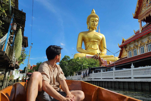 Grand Palace, Temples & Water Gate Buddha Boat Tour