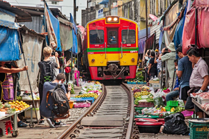 Maeklong Railway Market & Floating Market Private Tour