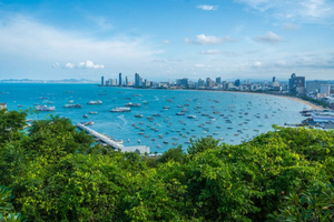 Pattaya: Sanctuary of Truth, Floating Market & Sunset Cafe