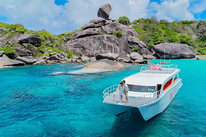 Phuket: Similan Islands Snorkeling Day Trip by Catamaran