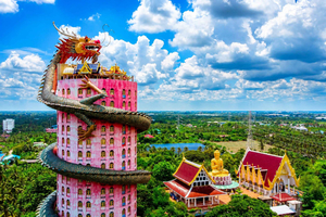 Private Floating & Train Market + DRAGON Temple + Thai Cafe