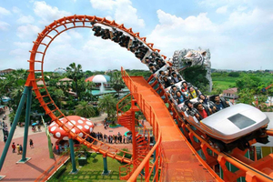 Siam Amazing Park Entry Ticket with Buffet Lunch (NON THAI)