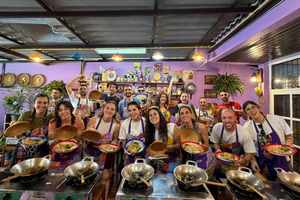 Siamese Cooking Class with Local Market Tour