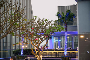 The Vue Bar Rooftop al Mercure Bangkok Sukhumvit 24