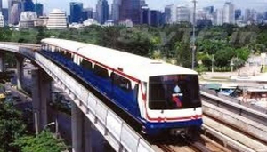 BTS Station Chit Lom E1