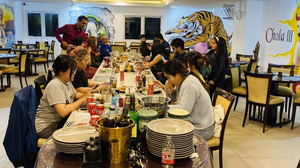 Cholas Authentic Indian Resturant