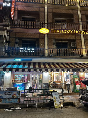 Hide Cafe Bar Tani Road