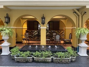 Kastel Bangkok Hotel