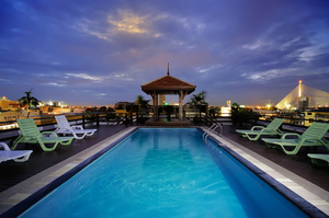 Khaosan Palace