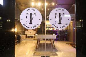 Lounge TWENTY FOUR (Billiards, Darts) / Nightclub