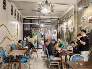 Pratunam Thai Food~Authentic (Cook by thai chef) / ร้านอาหาร ประตูน้ำไทยฟู้ด