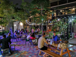 There Bar & Cafe