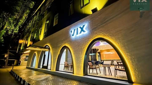 VIX Bangkok Hotel @ Victory Monument
