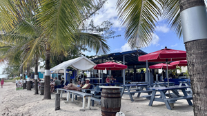 Chill Café Bar & Grill