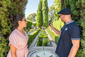 Granada: Alhambra Ticket and Guided Tour with Nasrid Palaces
