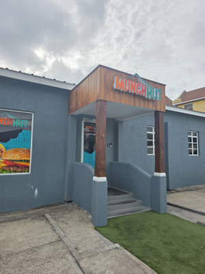Munch Hut