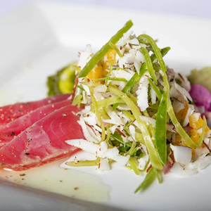 Pavao Courtyard Dining