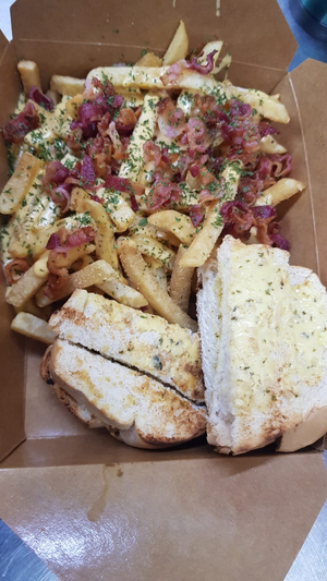 Roaster's Restaurant & Grill