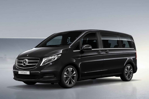 ARRIVAL Transfer from Barcelona Airport to the Barcelona City Center in a 7-PAX VAN