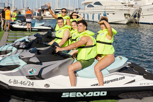 Barcelona: Jetski huren zonder vaarbewijs - 30 minuten - 60 minuten